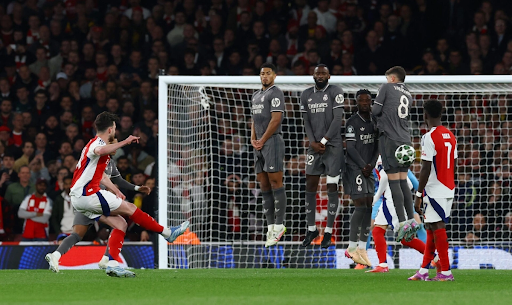 Cầu thủ đá phạt hay nhất thế giới là thông tin được nhiều người hâm mộ quan tâm