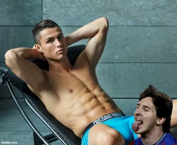 Hình troll Ronaldo với Messi siêu bá đạo khó đỡ