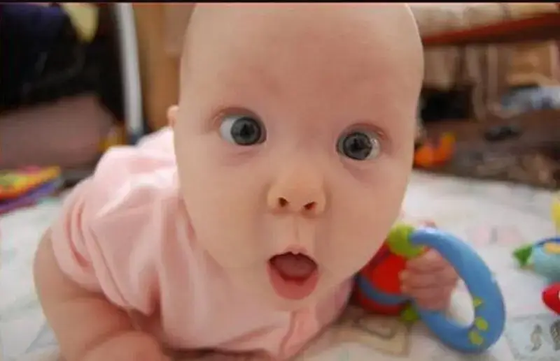 Hình chế ngạc nhiên ánh mắt sáng rực, cực troll