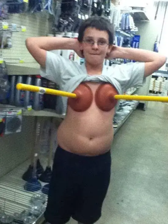 Khoảnh khắc cute khiến trái tim mềm nhũn