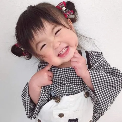 Ảnh vui bé cười lan tỏa năng lượng