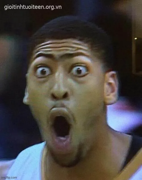 Biểu cảm há mồm choáng váng, gương mặt căng thẳng cực troll