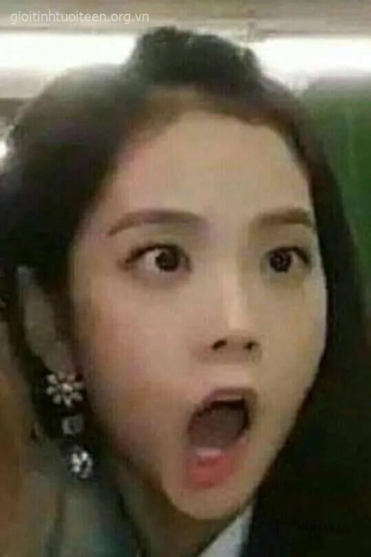 Biểu cảm há mồm cực nhục, gương mặt quê độ đáng yêu