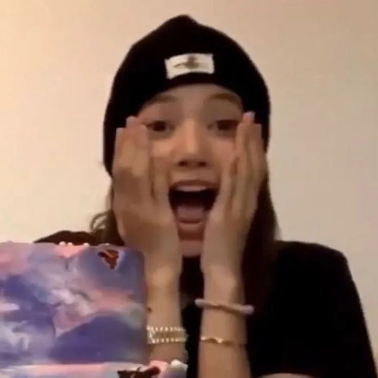 Loạt ảnh chế ngạc nhiên viral rần rần, dùng một lần là nghiện luôn