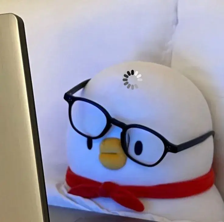 Biểu cảm đứng hình ánh mắt đỏ hoe cực buồn