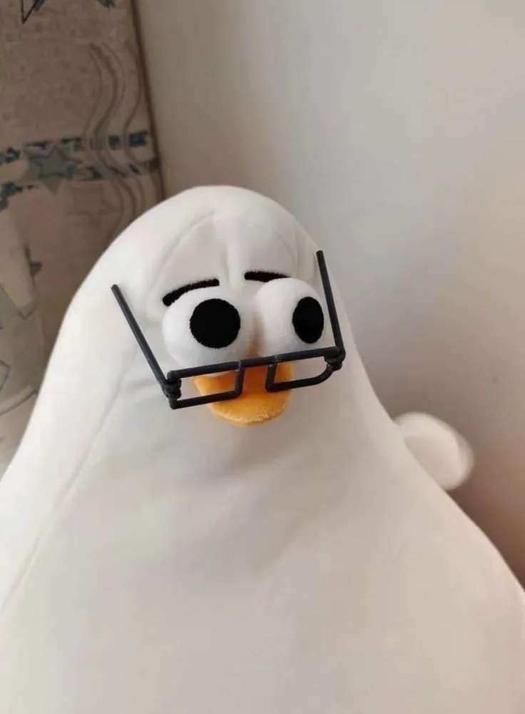 Biểu cảm sững sờ gương mặt đỏ bừng cực hài