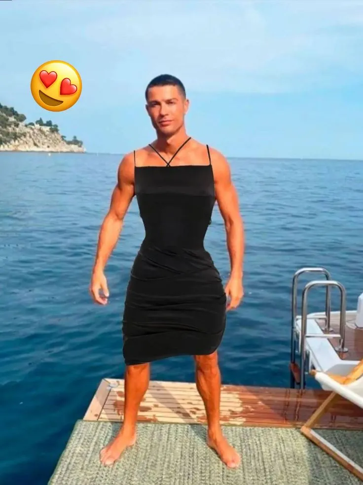 Ảnh chế Ronaldo giả gái