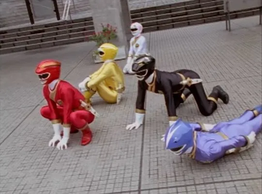 Hình đại diện hội bạn thân 5 anh em siêu nhân bựa nhất