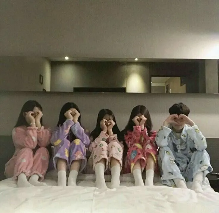 Hình đại diện hội 5 người ngầu, chất chơi cực mạnh.