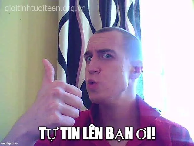 Biểu cảm quyết đoán tạo không khí cổ vũ hừng hực