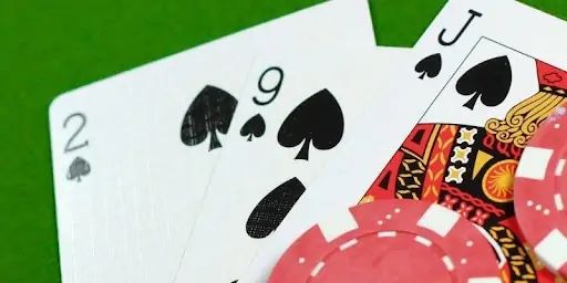 2 Hệ thống xếp hạng chuẩn mực trong các ván so tài