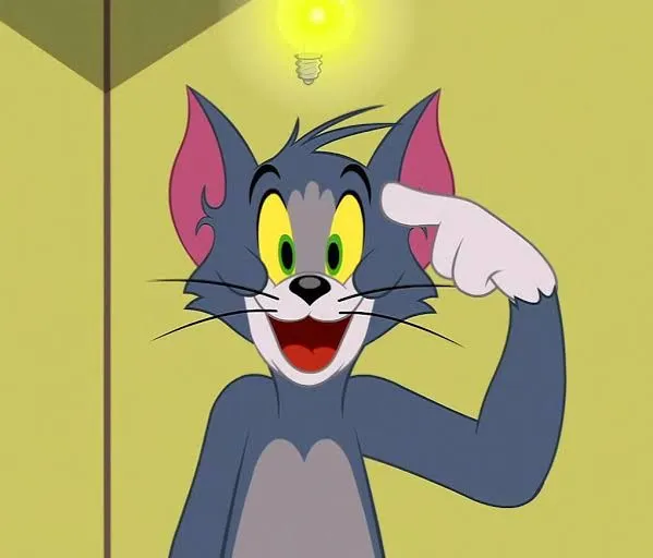 Tom hoang mang bối rối, ánh mắt vô hồn.