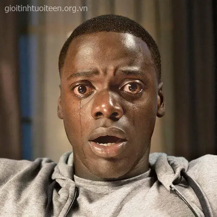 Hình chế anh da đen bất ngờ há hốc mồm buồn