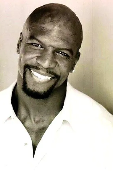 Nét mặt anh da đen cười cực duyên dáng.