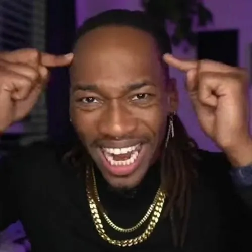 Biểu cảm anh da đen cười cực viral.