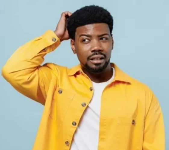 Hình chế chàng trai da đen gãi đầu lo lắng bối rối