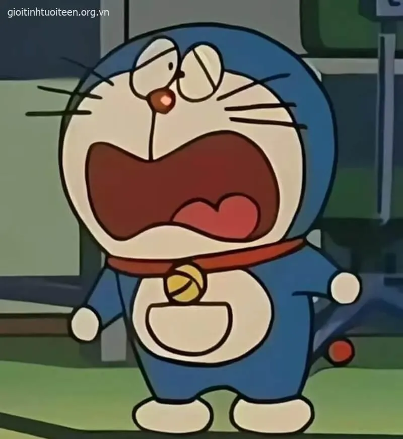 Meme Doremon ngơ ngác ánh mắt sáng lóa, gương mặt buồn cười