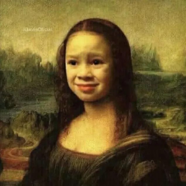 Nụ cười ngán ngẩm nhưng vẫn dễ thương.