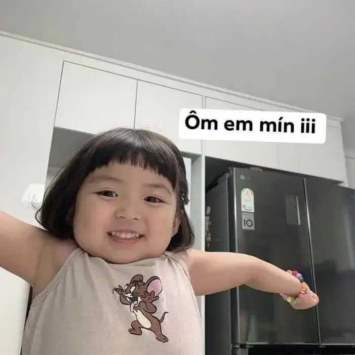 Hình meme đòi ôm cute
