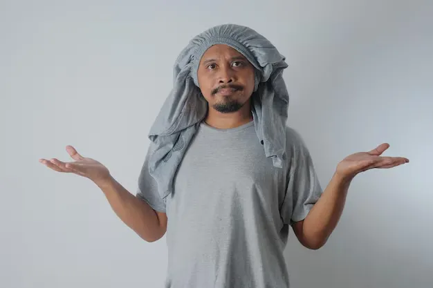 Biểu cảm dở khóc dở cười trong loạt meme đội quần bá đạo