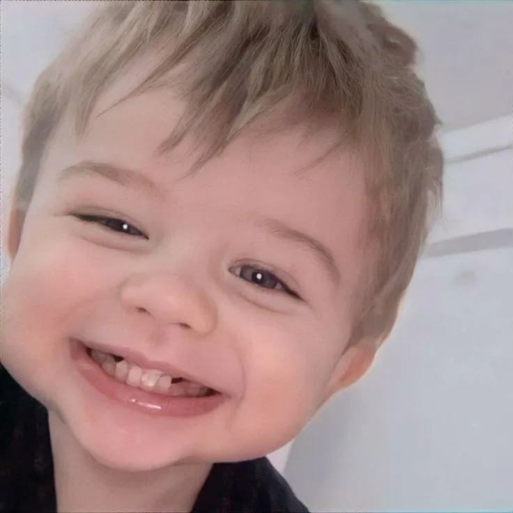 Biểu cảm trẻ em cười rạng rỡ cực chất.