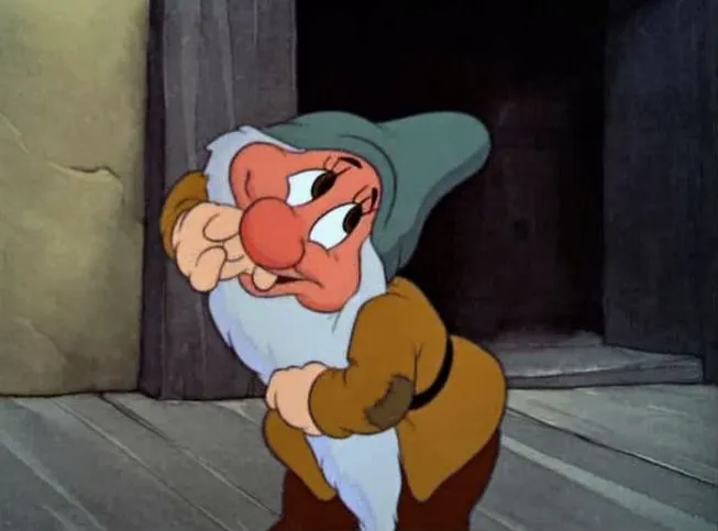 Mạng xã hội chia sẻ hình chế cười gượng lan nhanh