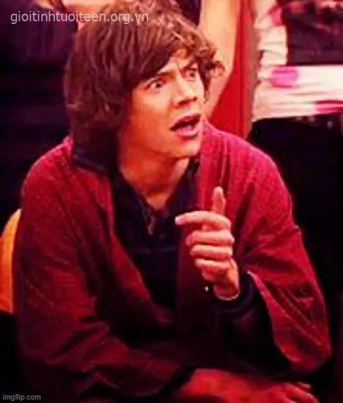 Biểu cảm shock gương mặt tái mét