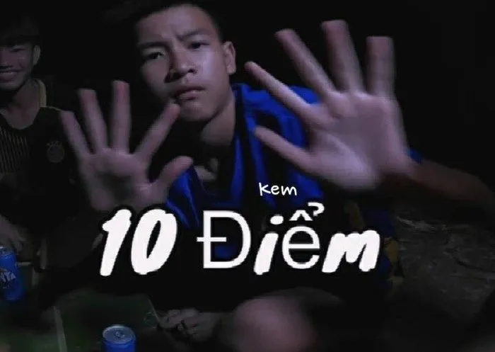 2 bàn tay vừa chẵn 10 điểm không có nhưng