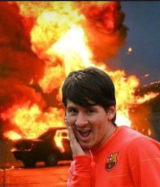 Messi lạnh lùng ngoài sân nhưng cháy rực khi đá