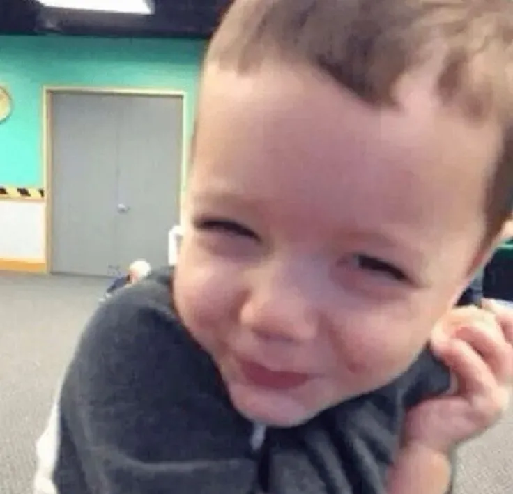 Meme hài mắc cỡ khiến dân mạng thích thú