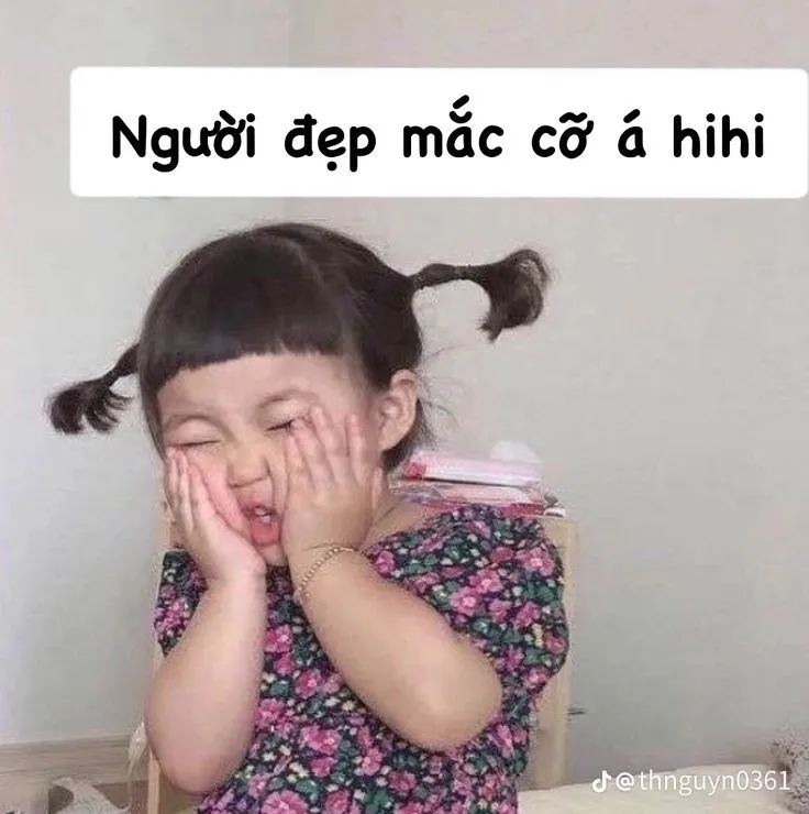 Meme chế mắc cỡ biểu cảm cực tự nhiên