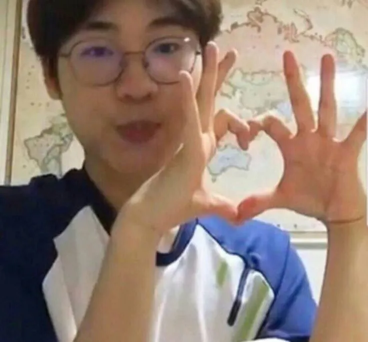 Biểu cảm oke đồng thuận cực ngầu nhìn thú vị