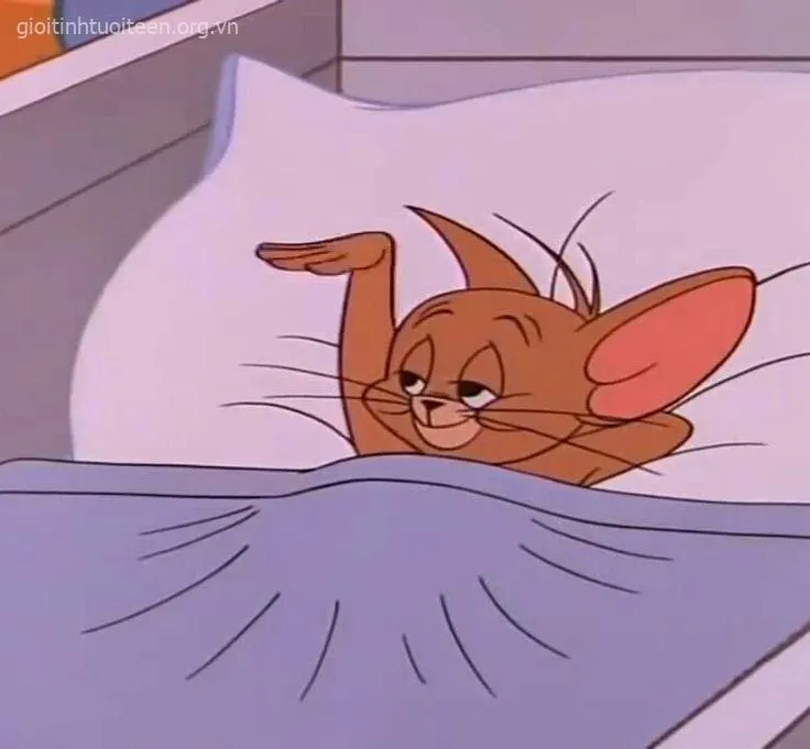 Meme Jerry nhí nhảnh nắm tay nhảy múa vui vẻ.