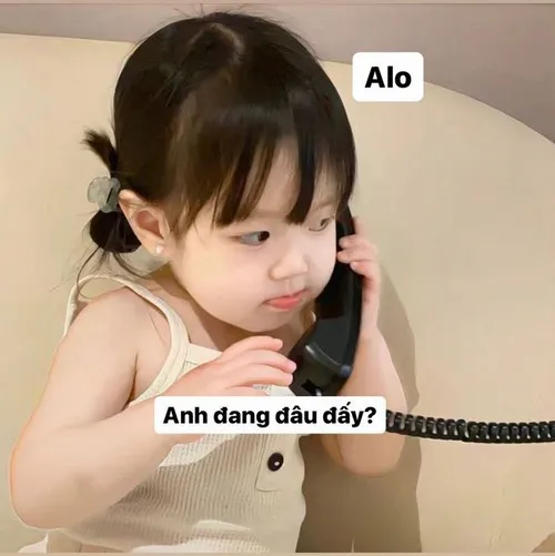 Meme chế alo sếp gọi mà giả vờ ngủ
