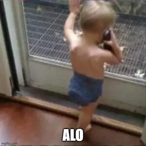 Meme chế alo nhưng chẳng ai nghe