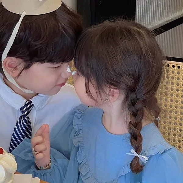 Hình profile đôi đáng yêu nhẹ nhàng Instagram