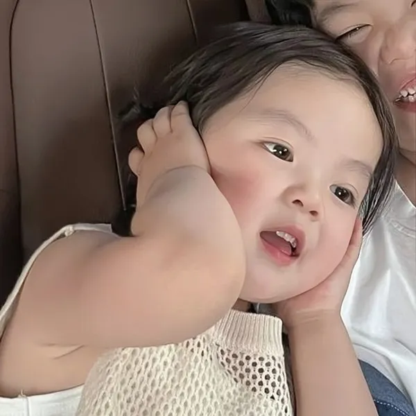 Avatar đôi baby pastel nhẹ nhàng TikTok