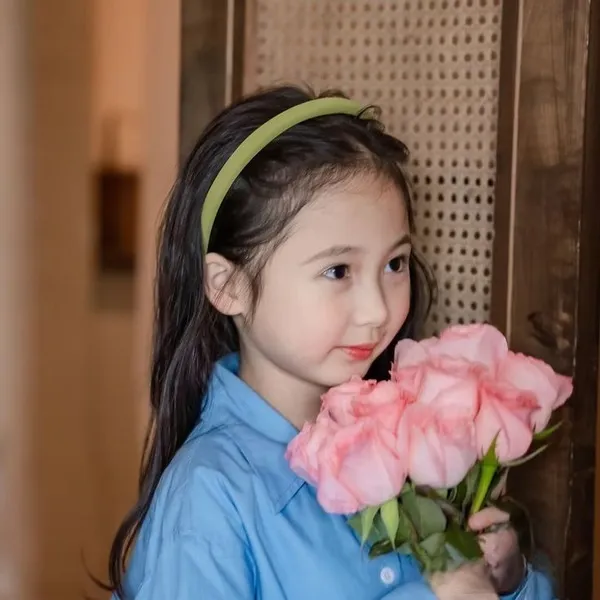 Set avatar đôi em bé siêu đáng yêu cho các cặp bạn thân cùng vibe