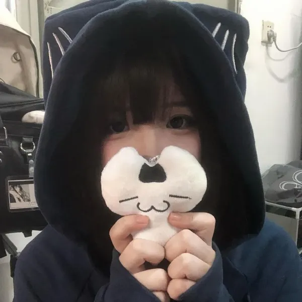 Avatar Instagram người đẹp cute tông sáng nhẹ