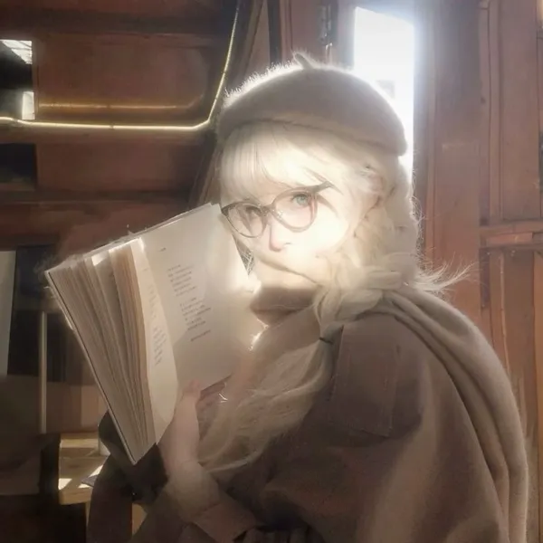 Ảnh trang cá nhân người đẹp ngầu ánh sáng mờ