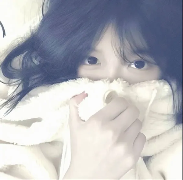 Ảnh cá nhân thiếu nữ cute tông pastel nhẹ