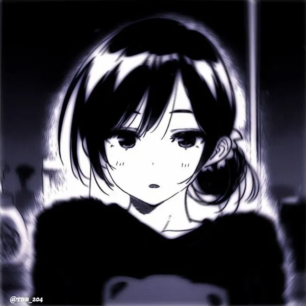 Ảnh profile cô gái cô đơn giữa phố