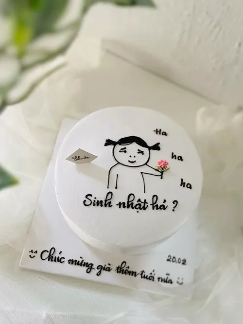 Bánh kem ngọt ngào nhưng dòng chữ quá “phèn”