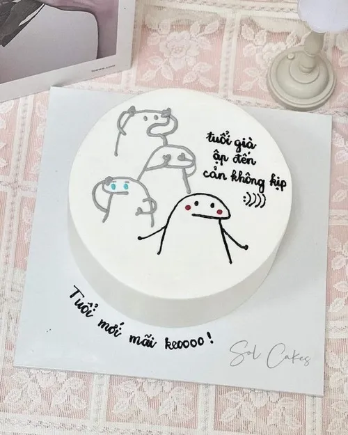 Bánh sinh nhật troll “hết tuổi nhận lì xì rồi nha”