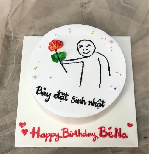 Bánh sinh nhật tặng crush, nhìn phát chạy mất dép