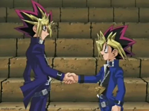 28 Ảnh troll bàn tay toát mồ hôi lúc bắt tay