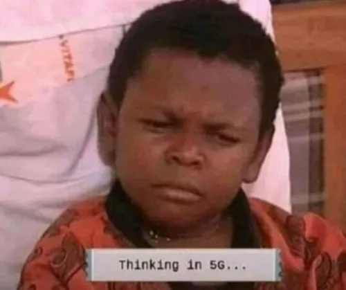 Ảnh vui suy tư khiến ai cũng cười xỉu