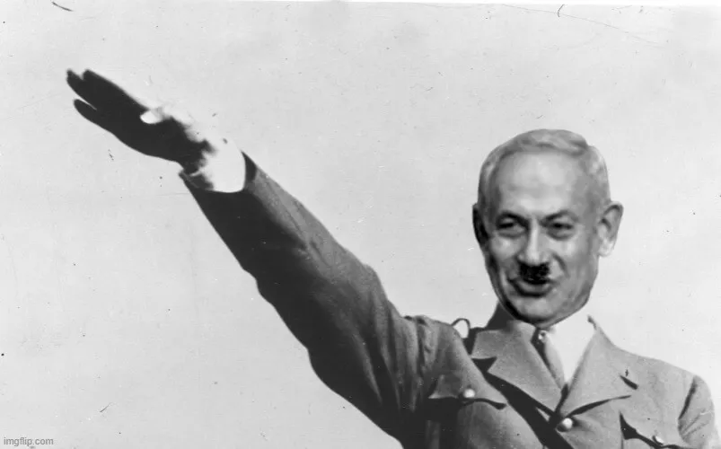 Khoảnh khắc Hitler ra quy định khắt khe