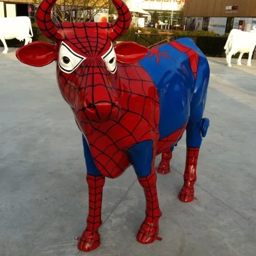 37 Hình chế Spider Man đang nhìn gương phản chiếu