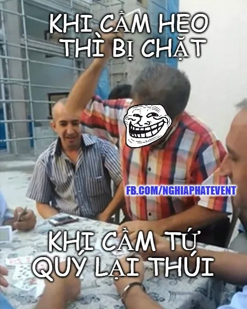 19 Ảnh chế chơi bài tái hiện phút bốc lá cuối